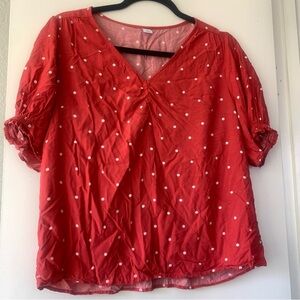 Old Navy red and white polka dot women’s blouse size Large